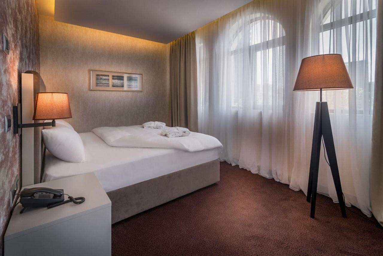 The Grand Gloria Hotel 바투미 외부 사진