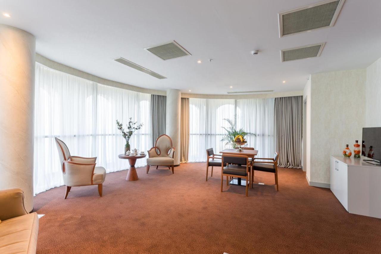 The Grand Gloria Hotel 바투미 외부 사진