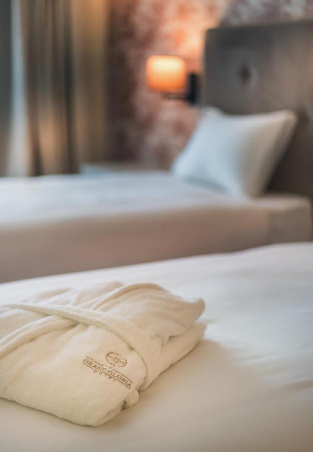 The Grand Gloria Hotel 바투미 외부 사진